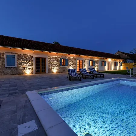 Apartament Martin *